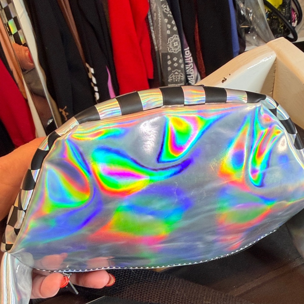 Vans Iridescent Checkered Pouch - Picture 7 of 9